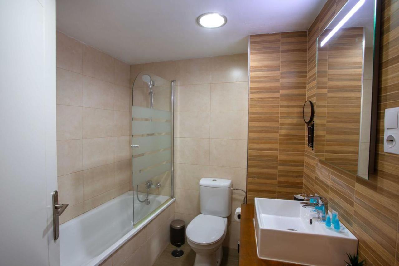 Holidays2Malaga Lagunillas 3 Bedrooms Downtown Local Area 500Mb Free Wifi ภายนอก รูปภาพ